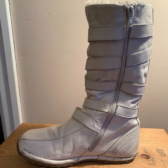 *SOLD* Riverland Leather Winter Boots - Picture 2 of 4